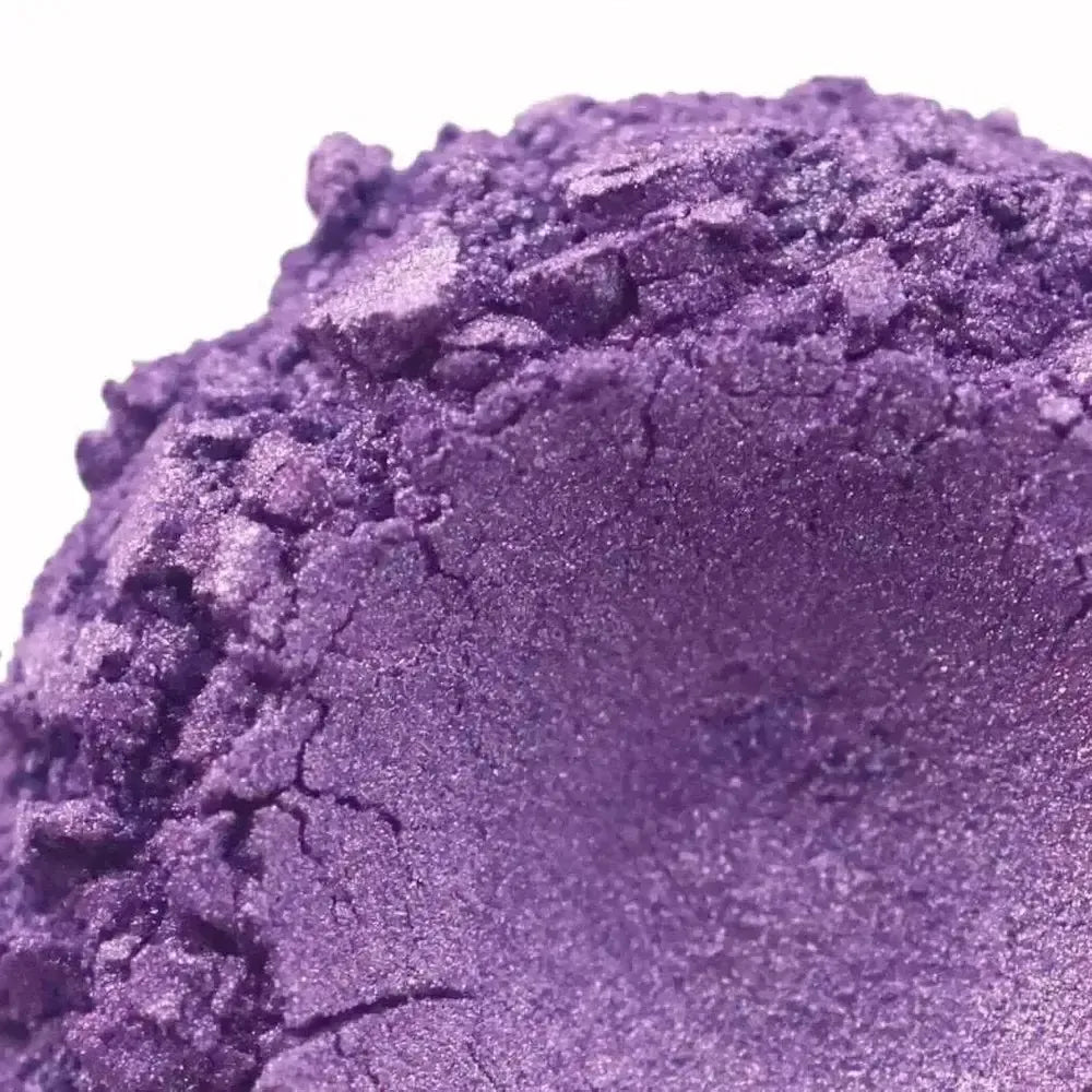 Iris Purple Mica Powder in Timeless Floral Hue