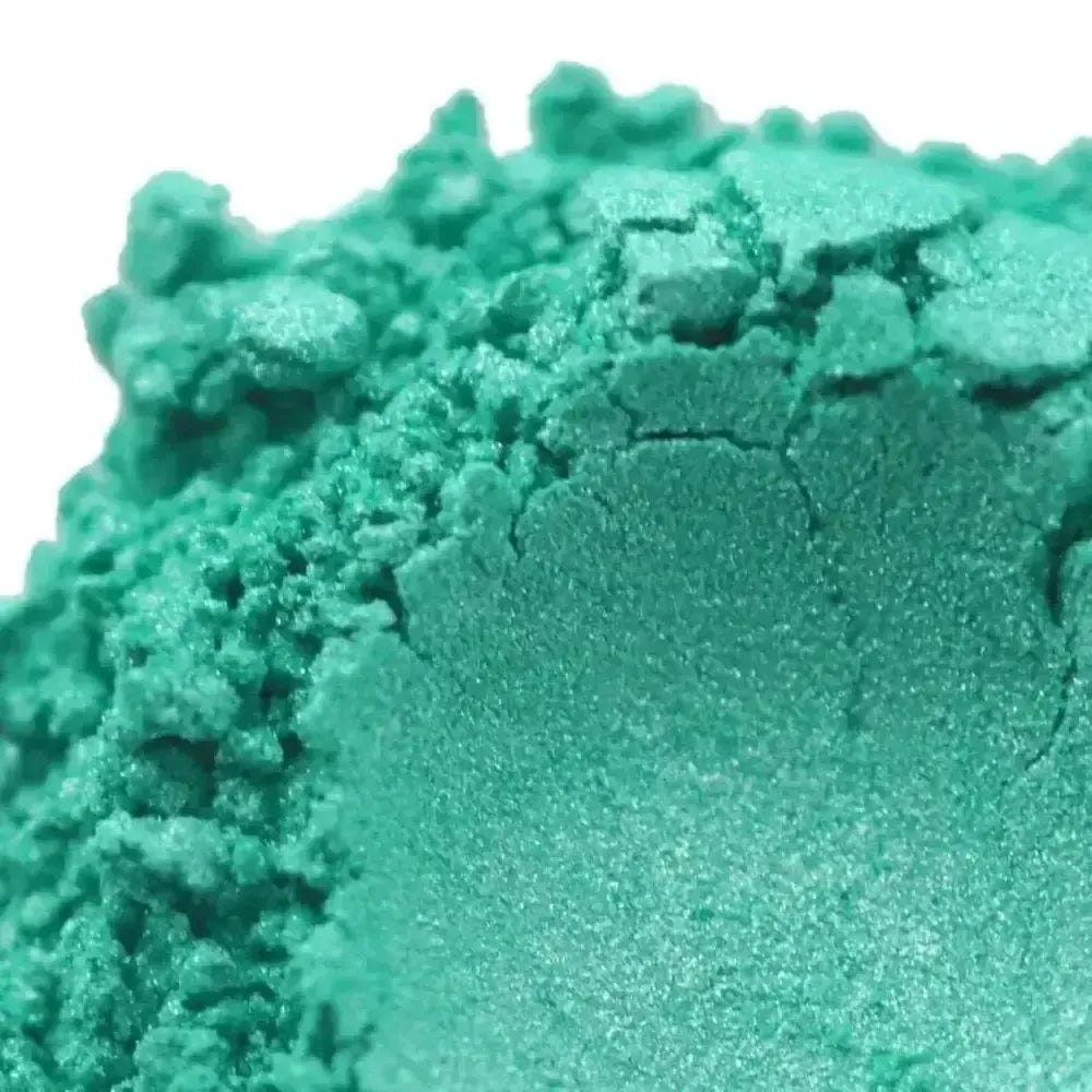 Sea Green Mica Powder with Refreshing Coastal Glow